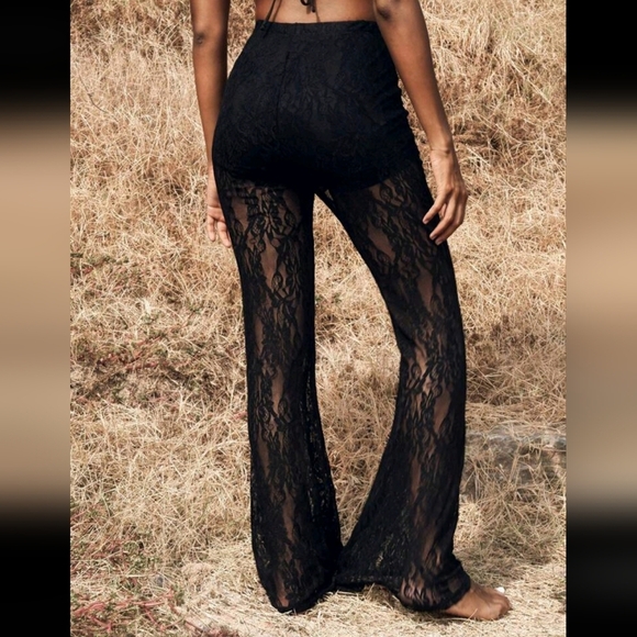 Women's High Waist Flare Lace Knit Vacation Pants - Picture 2 of 4